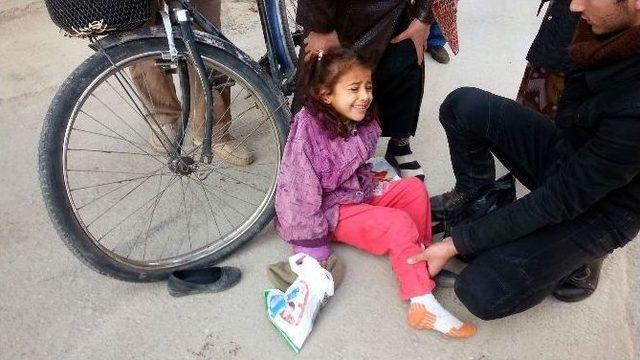 Ayağı Bisiklet Tekerine Sıkışan Suriyeli Kızın Feryadı 2