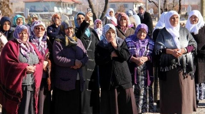 Kayseri Valisi Orhan D&uuml;zg&uuml;n;