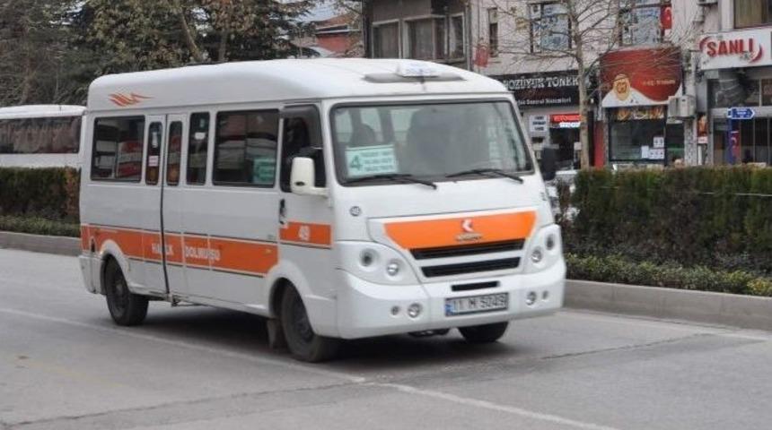 Boz&uuml;y&uuml;k&rsquo;teki Y&uuml;ksekokul &Ouml;ğrencileri İ&ccedil;in Dolmuş Seferleri Arttırılıyor