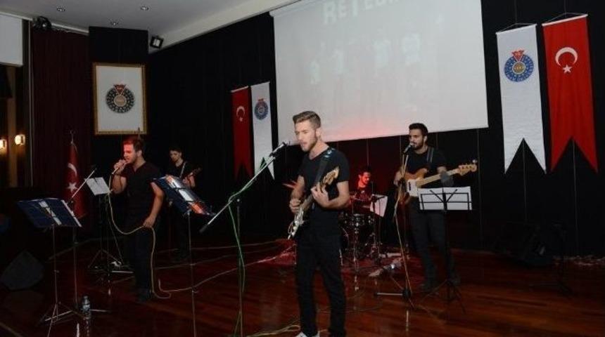 Ks&uuml; &Ouml;ğrencileri &ldquo;re Team&rdquo; Konseriyle Coştu