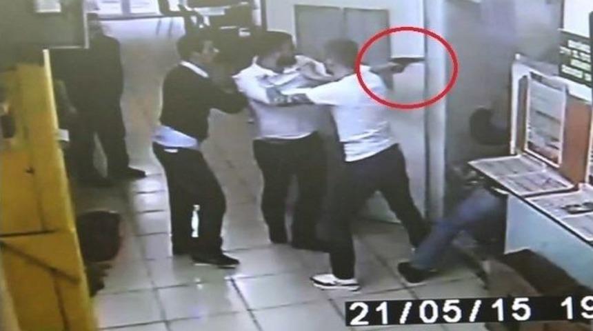 Silahla Tehdide 3 Yıl 1.5 Ay Hapis