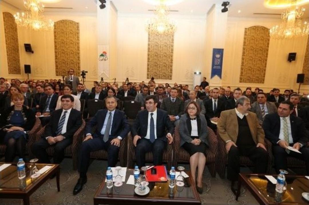 Bakan Yılmaz Biogaz &Uuml;retimine Desteği Nedeniyle Başkan Şahin&rsquo;e &Ouml;vg&uuml;