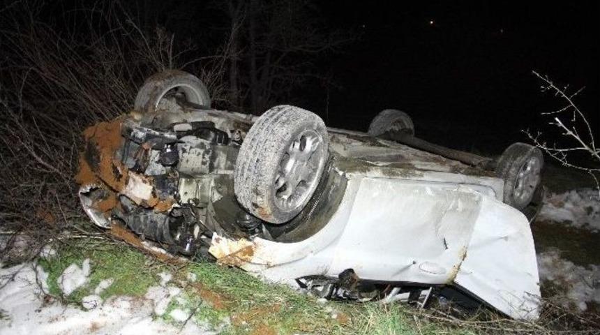 Cenaze D&ouml;n&uuml;ş&uuml; Feci Kaza: 5 Yaralı