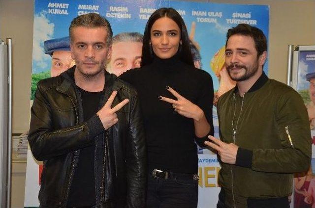 ’düğün Dernek 2: Sünnet’ Filminin Oyuncuları Bursa’da