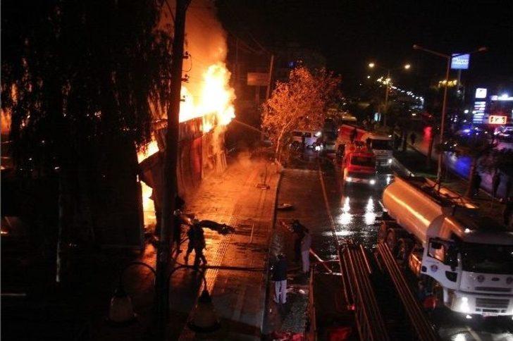 Mersin’de Korkutan Yangın G2