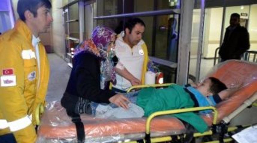 Karbonmonoksit Gazından Zehirlenen 2 Kişi Tedavi Altına Alındı