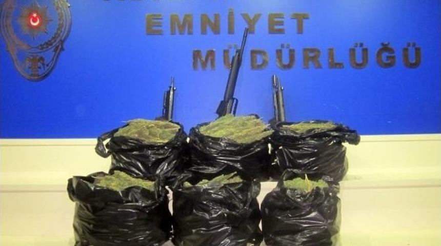 Zehir Tacirlerine Şok Baskın Kamerada