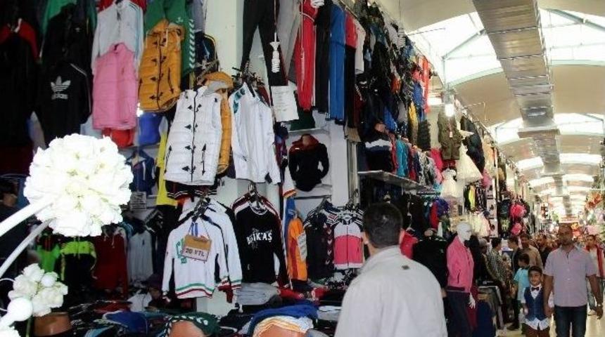 O Sekt&ouml;rde 150 Esnaf Kepenk Kapattı