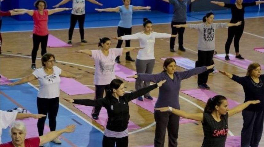 Belediyeden &Uuml;cretsiz Pilates Dersi