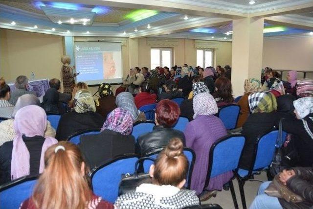 Ardahan’da Bayanlara Yönelik Sohbet Ve Konferans Programları Devam Ediyor