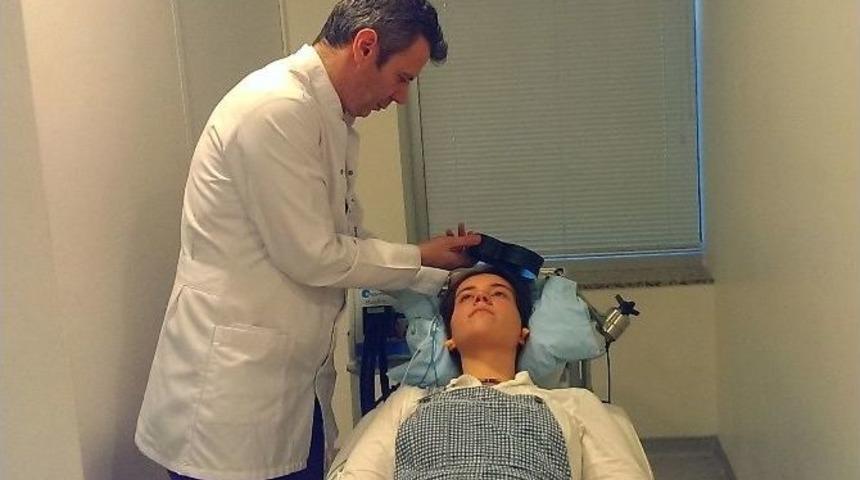 Fel&ccedil;li Hastalarda Tms Tedavisi Y&uuml;z G&uuml;ld&uuml;r&uuml;yor