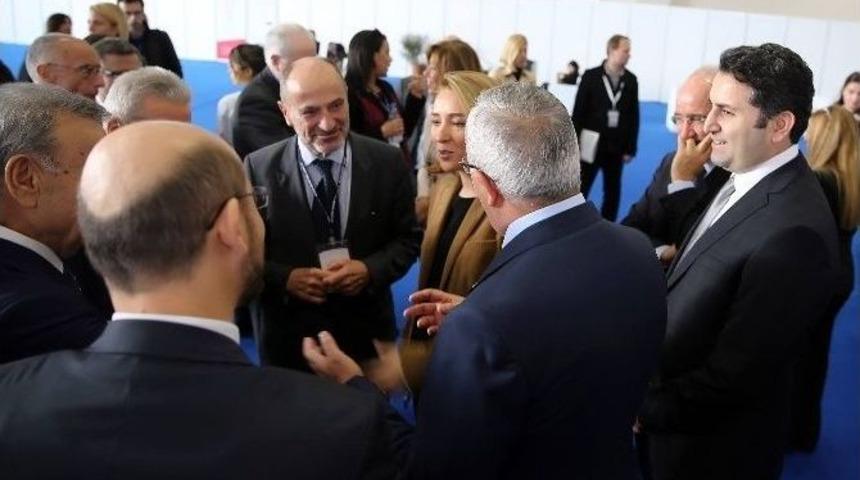 İzmir Fuarında Tokat Heyetinin Turizm &Ccedil;alışması