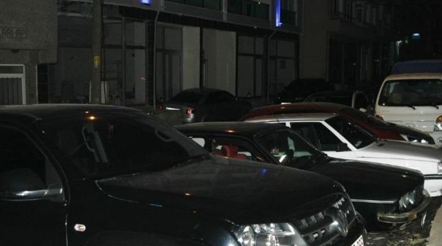 Tekirdağ&rsquo;da Park Halindeki Ara&ccedil;lara Saldırı