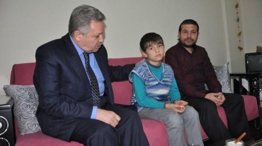 Vali Kahraman &Ccedil;elikel Ailesinin Misafiri Oldu