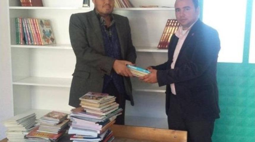 Selendili Muhtardan &Ouml;rnek Davranış