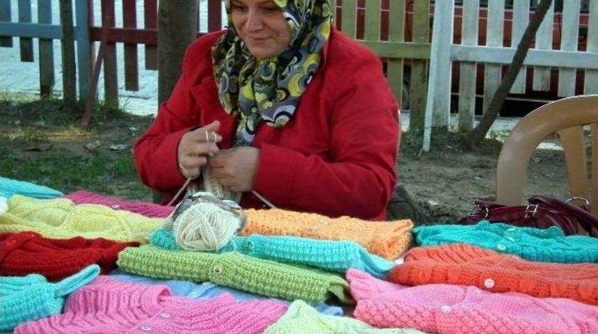 Efeler&rsquo;de &ldquo;kadın&rsquo;ın El Emeği&rdquo; Kermesi D&uuml;zenlendi