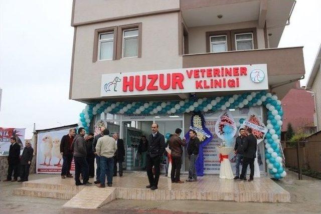 Serdivan’da Huzur Veteriner Kliniği Açıldı