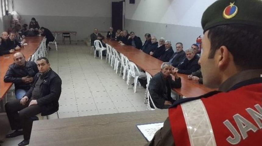 Jandarma Muhtarlarla G&uuml;venlik Toplantısı Yaptı