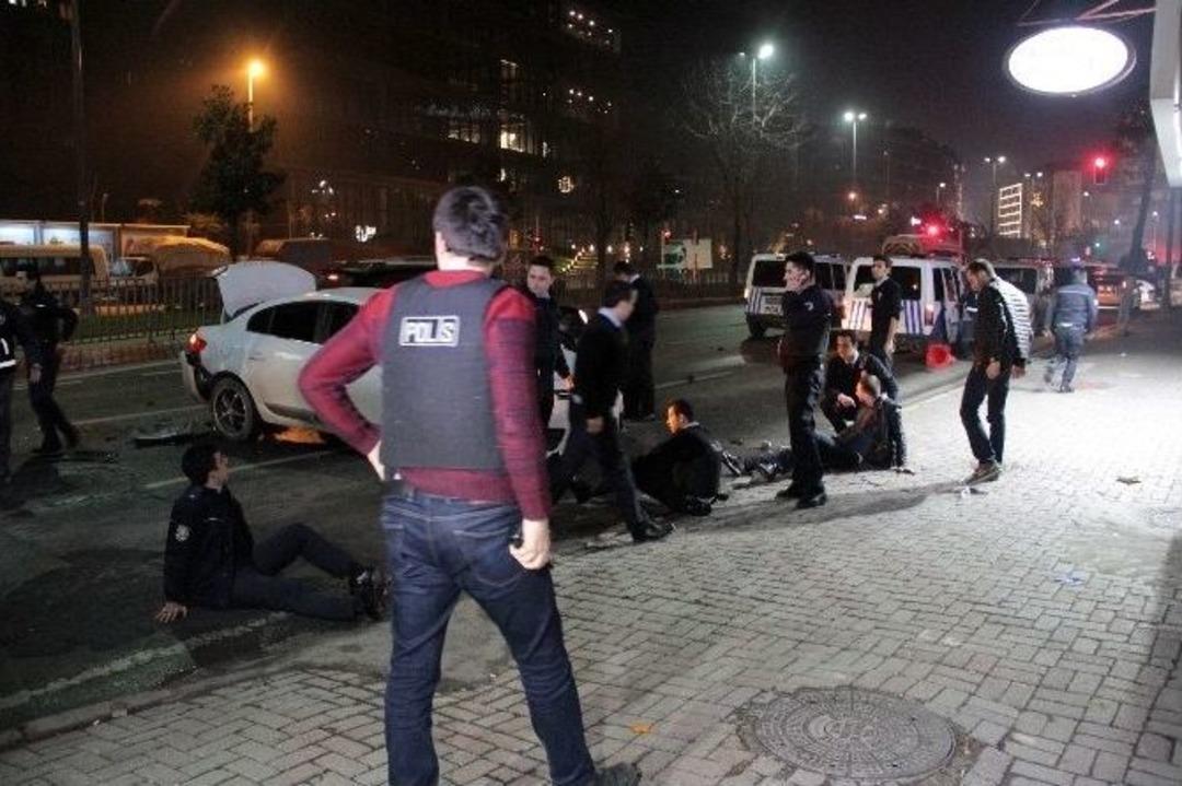 Uygulama Yapan Polislere Cip &Ccedil;arptı : 4&rsquo;&uuml; Polis 9 Yaralı