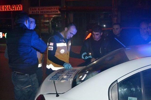 Alkollü Sürücü, Önce İki Araca Çarptı, Ardından İş Yerine Daldı