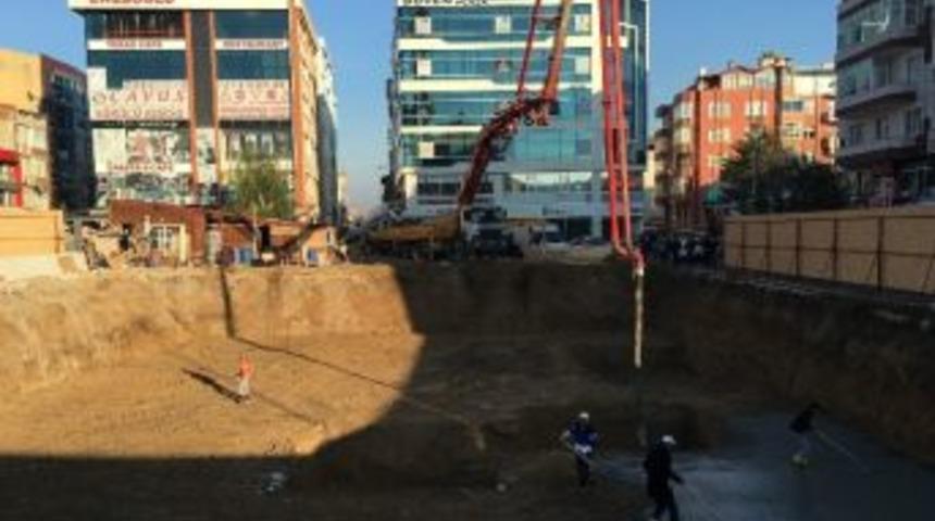 30 Yıldır Boş Duran Alana İş Merkezi Yapılıyor