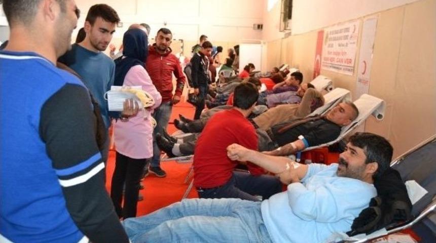 Geleceğin Kan Bağış&ccedil;ılarının Kazanımı Projesi