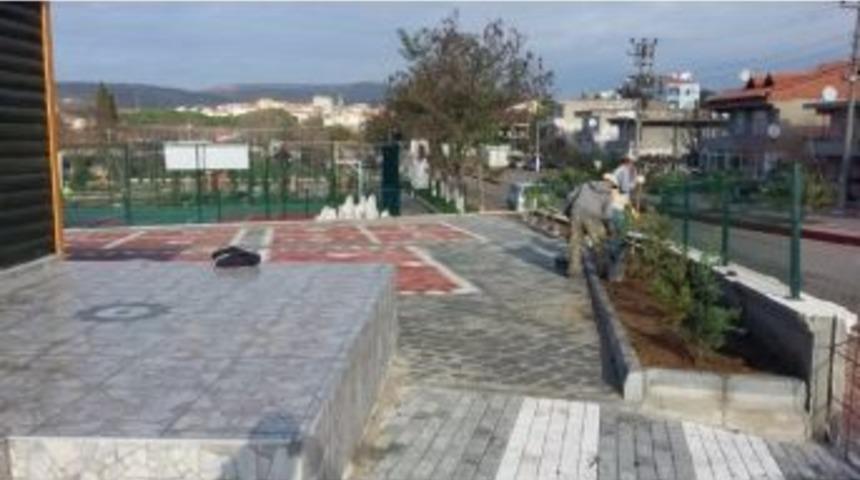 Ezine&rsquo;de &Ccedil;evre D&uuml;zenlemeleri Aralıksız Devam Ediyor