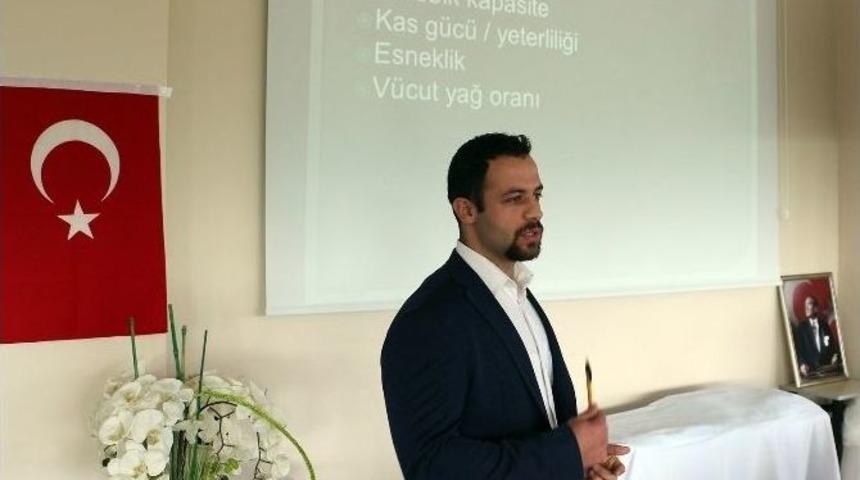 B&uuml;y&uuml;k&ccedil;ekmeceli Kadınlara "sağlık İ&ccedil;in Egzersiz" Paneli