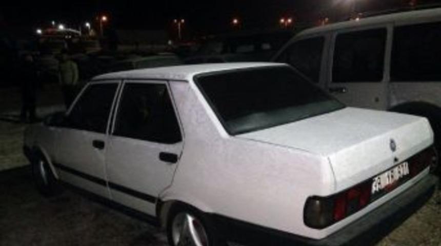 S&uuml;r&uuml;c&uuml;s&uuml;n&uuml;n Dur İhtarına Uymadığı Ara&ccedil;tan Esrar Ele Ge&ccedil;irildi