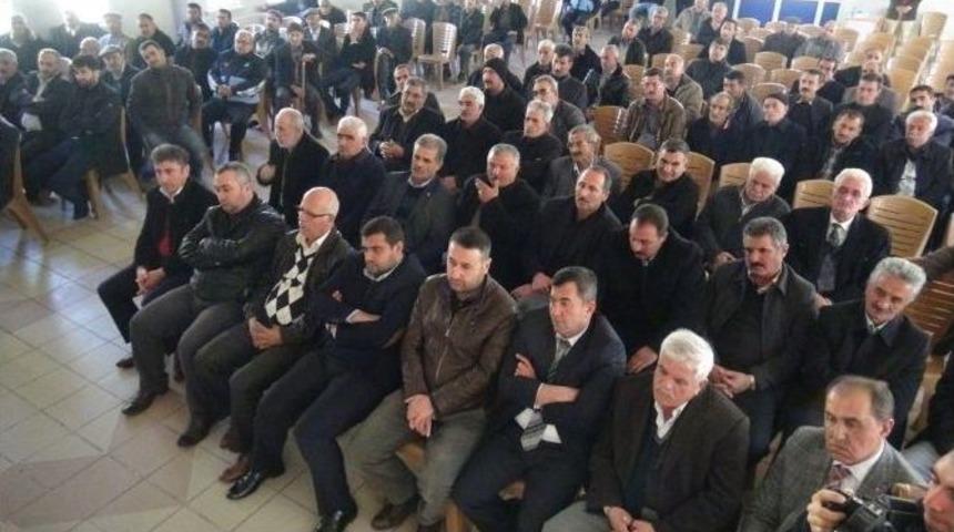 Belediye Başkanı Vahap K&uuml;&ccedil;&uuml;k, Halk Toplantısı Yaptı