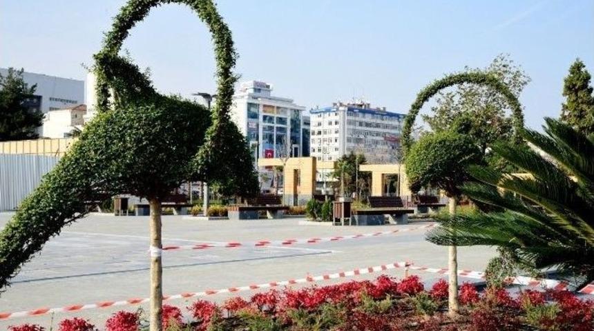 B&uuml;y&uuml;k Otel&rsquo;in Yeri Park Oldu