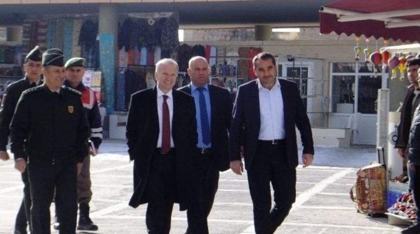 Vali Ceylan Kaymaklı Kasabasını Ziyaret Etti