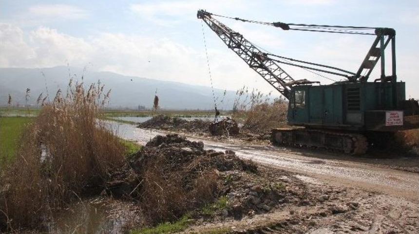 Dsi Menderes Taşkınlarına Karşı Şimdiden &Ouml;nlem Almaya Başladı