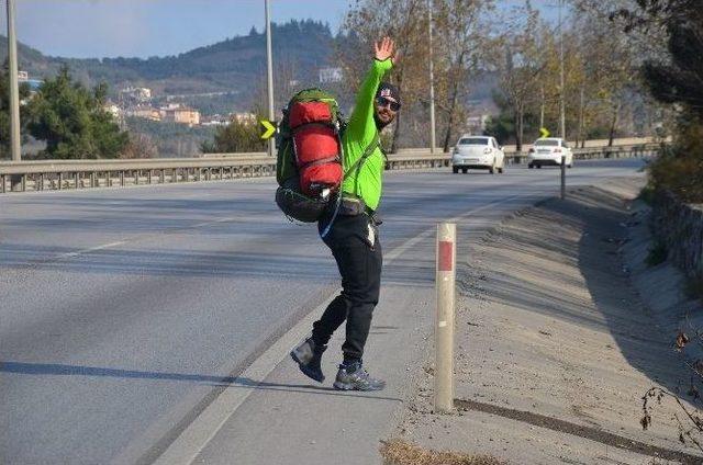 (özel Haber) Lösemi Hastaları İçin Bin Kilometre Yürüyecek