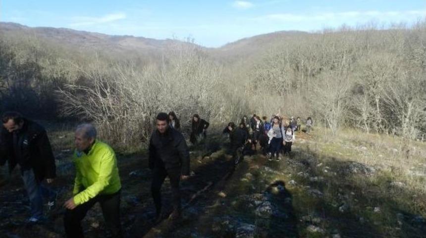 &Uuml;niversitelilere Dupnisa Mağarası Y&uuml;r&uuml;y&uuml;ş&uuml;