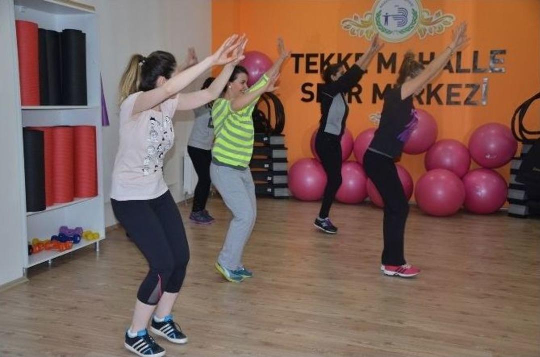 Zumba Dersleri Hanımların İlgi Odağı Oldu
