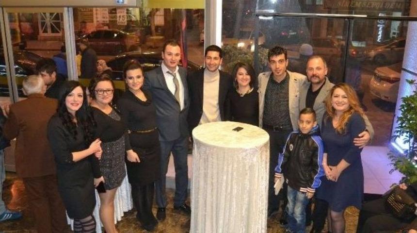 Auto Show 26 Kuruluşunun 1. Yılını Coşkuyla Kutladı