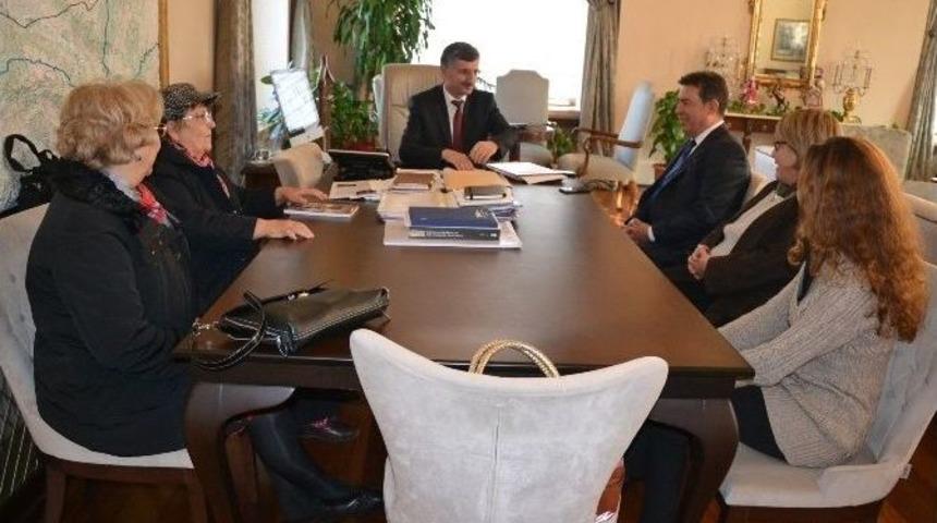 Vali Bektaş Misafirlerini Ağırladı