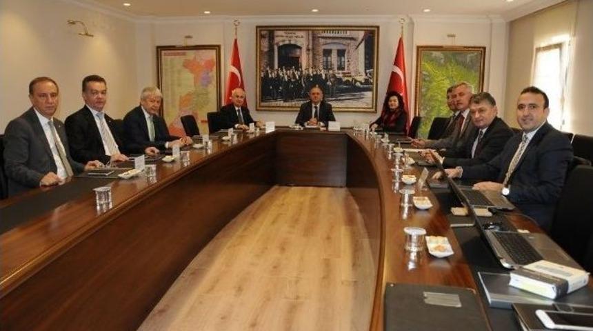 Edirne Valisi Şahin Trakya Kalkınma Ajansı Y&ouml;netim Kurulu&rsquo;na Veda Etti