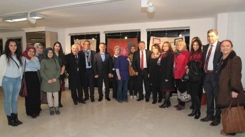 Kazanlı Sanat&ccedil;ıdan Ke&ccedil;e Sergisi