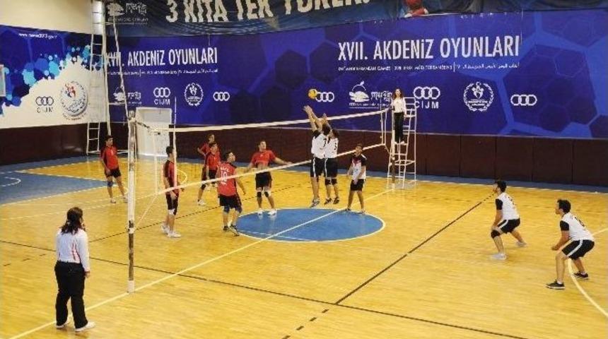 Erdemli&rsquo;de Okul Sporları Coşkusu