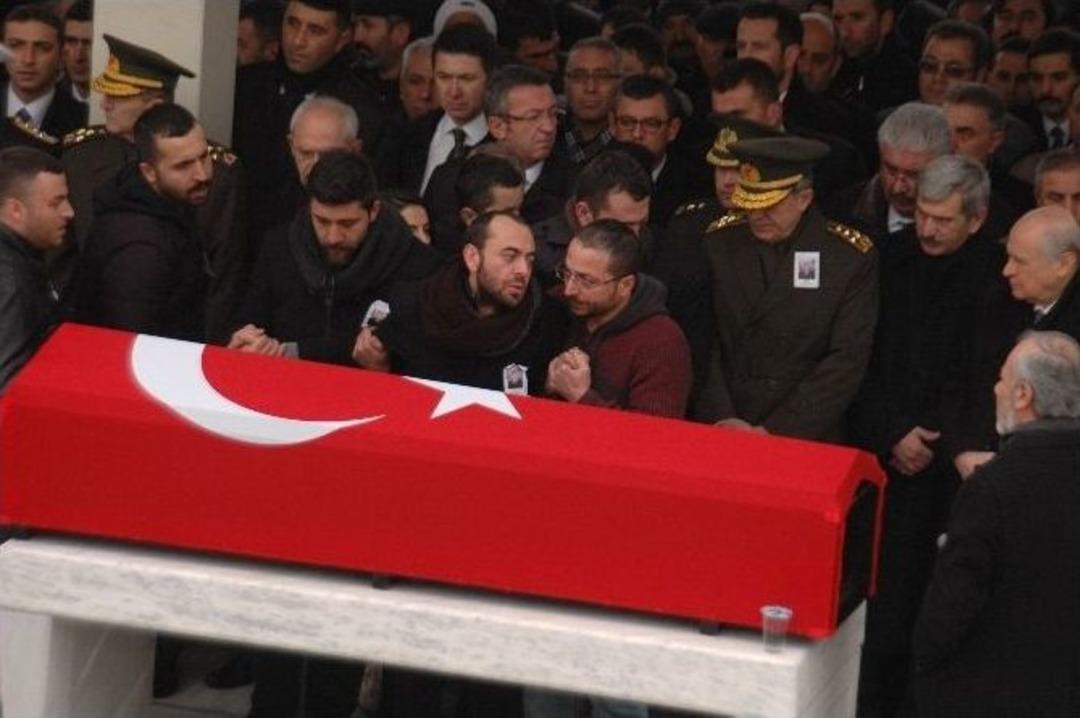 Şehit Uzman &Ccedil;avuş Kılı&ccedil; İ&ccedil;in Cenaze Namazı Kılındı