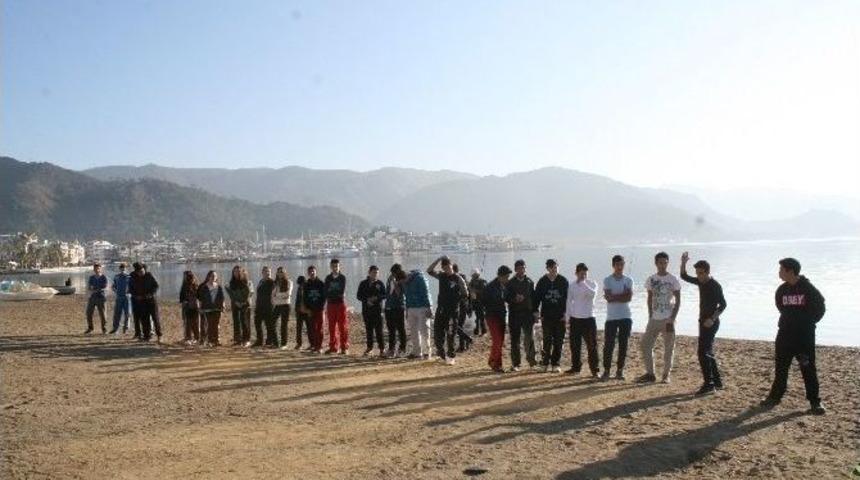 (&ouml;zel Haber) Doğuda Ter&ouml;r G&ouml;lgesinde Eğitim, Batıda Plajda Atletizm Dersi