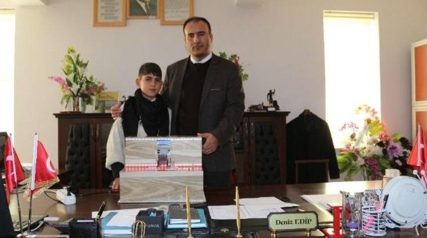 Bulanık&rsquo;ın K&uuml;&ccedil;&uuml;k Mucidi H&uuml;nerlerini Sergileyecek