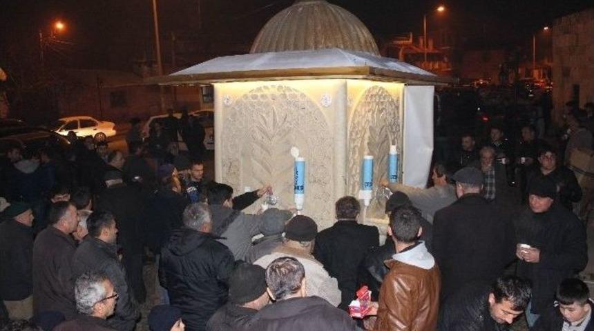 Beyşehir&rsquo;de İkram &Ccedil;eşmesinden Sıcak S&uuml;t İkramı