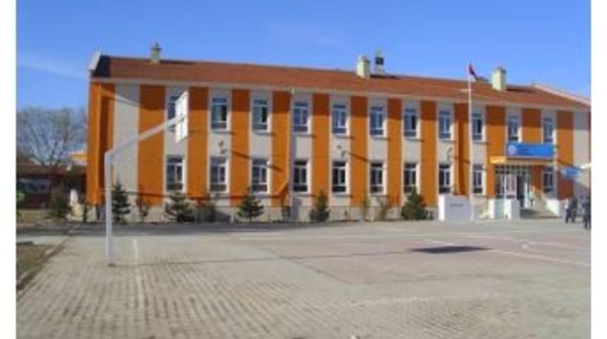 Tuzlukçu Okulları Yenilendi