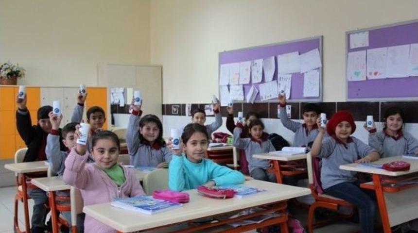 Avanos Belediyesi &Ouml;ğrencilere Diş Sağlığı Seti Dağıttı
