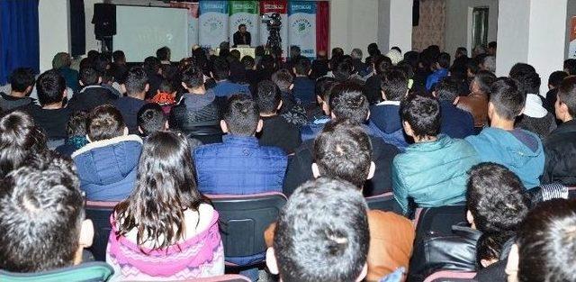 Doğanşehir, Akçadağ, Darende Ve Yeşilyurt’ta ’dua Ve Şiir’ Gecesi