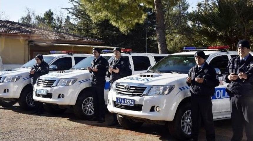 20 Zırhlı Ara&ccedil; Dualarla Hizmete Girdi