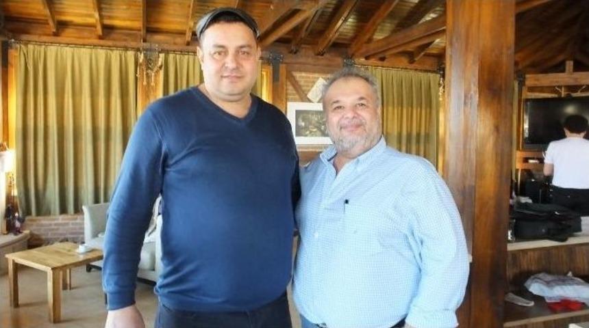 &Uuml;nl&uuml; Tadımcıdan Burhaniyeli M&uuml;hendise Tadım Dersi